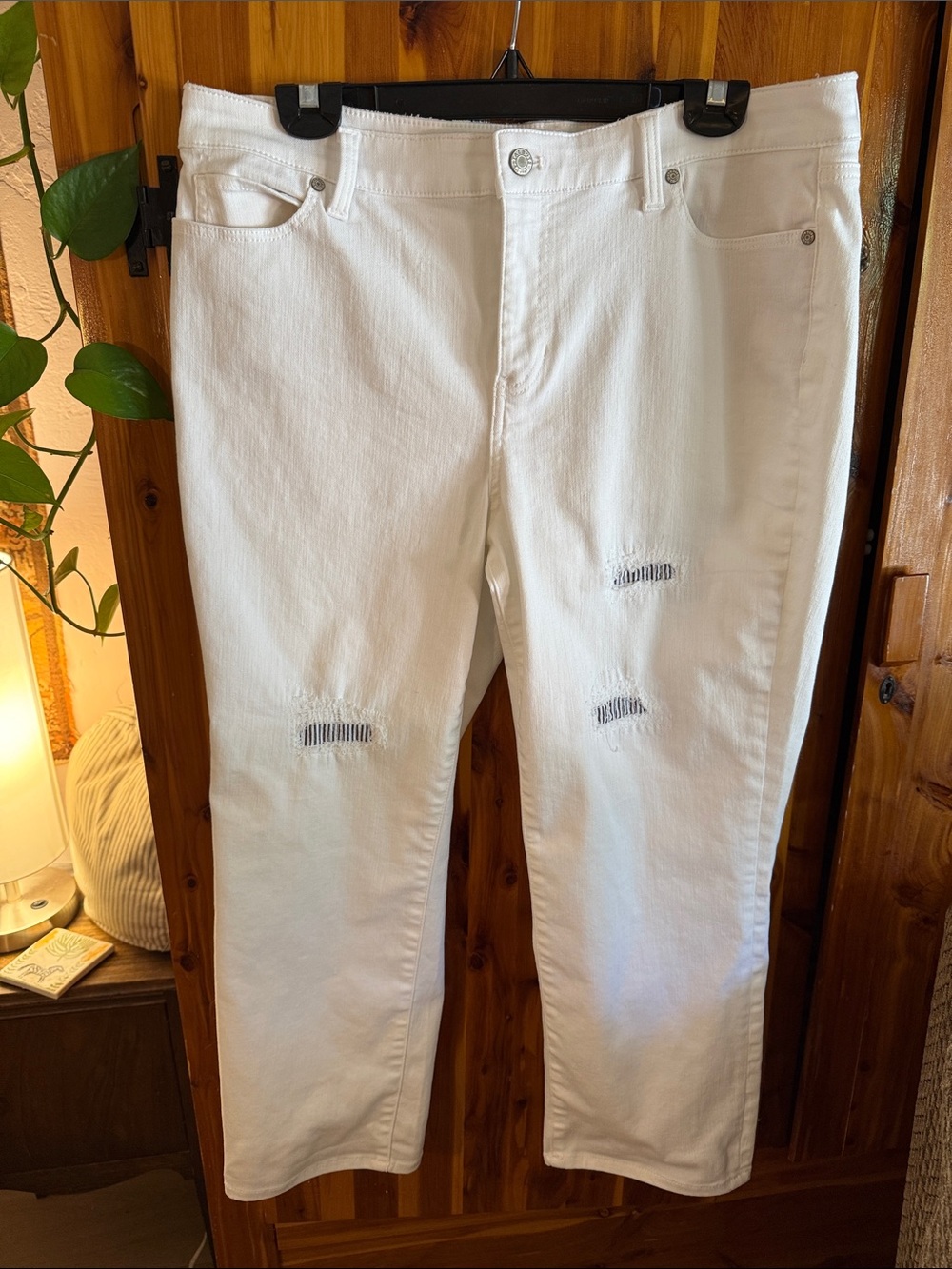 Talbots Women's White Distressed Jeans - Classic Straight Fit